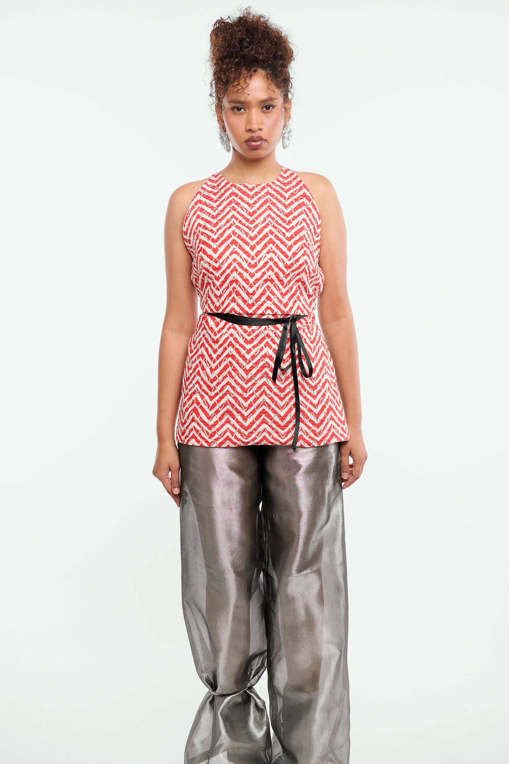 Backless apron top with tie up at the back - Shopbiaa